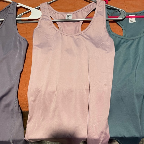 3 Pair of Compression Tank Tops NWOT - Picture 6 of 7